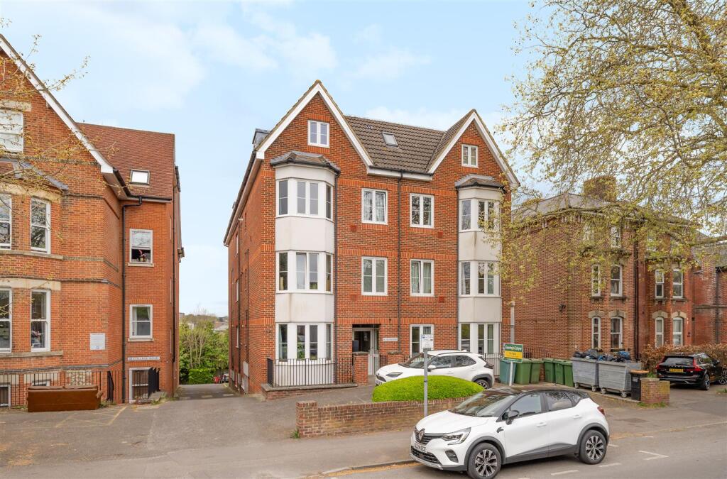 Main image of property: College Road, Maidstone, Kent, ME15