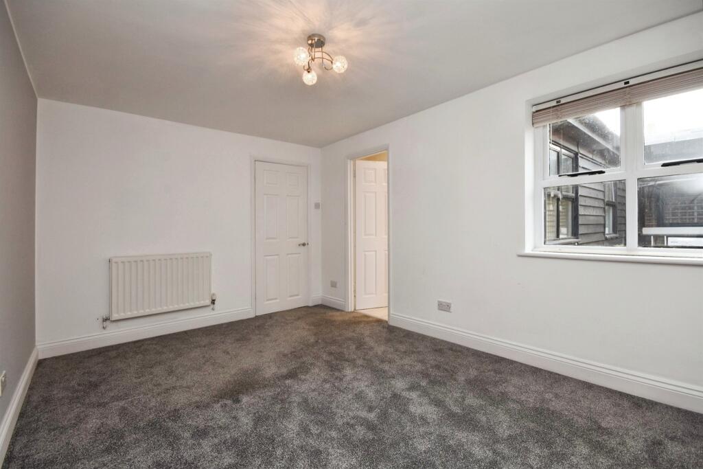 Additional property image - Coxtie Green Road, Pilgrims Hatch, Brentwood