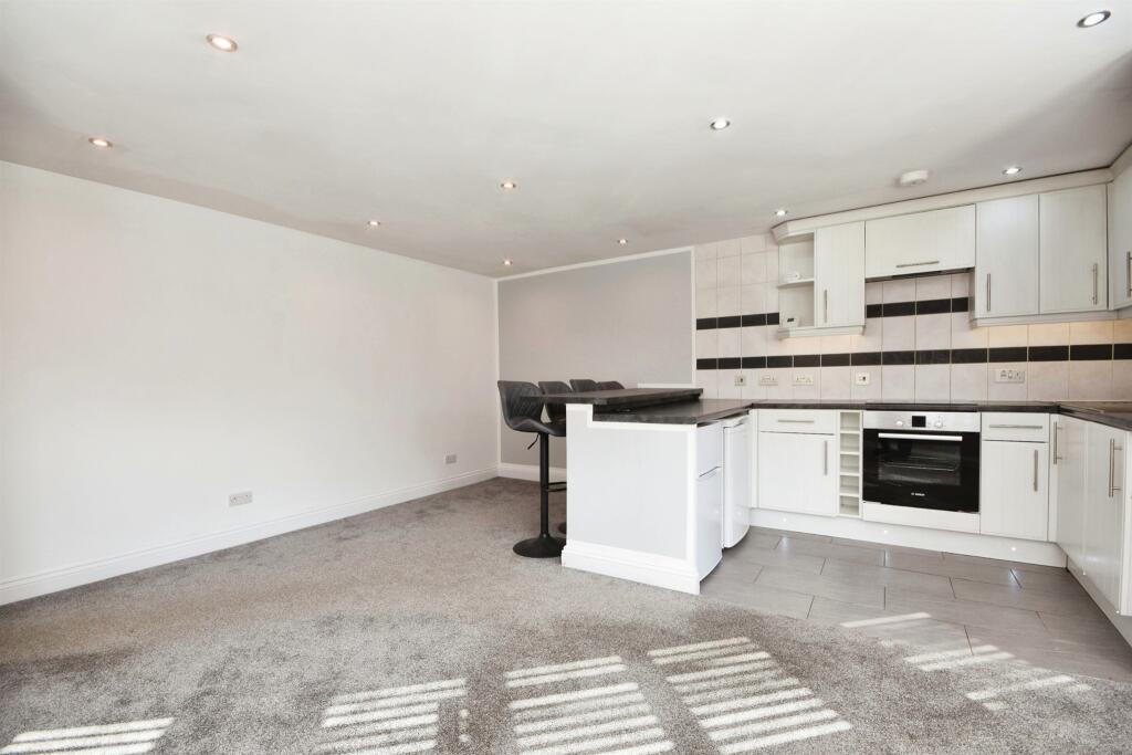 Additional property image - Coxtie Green Road, Pilgrims Hatch, Brentwood
