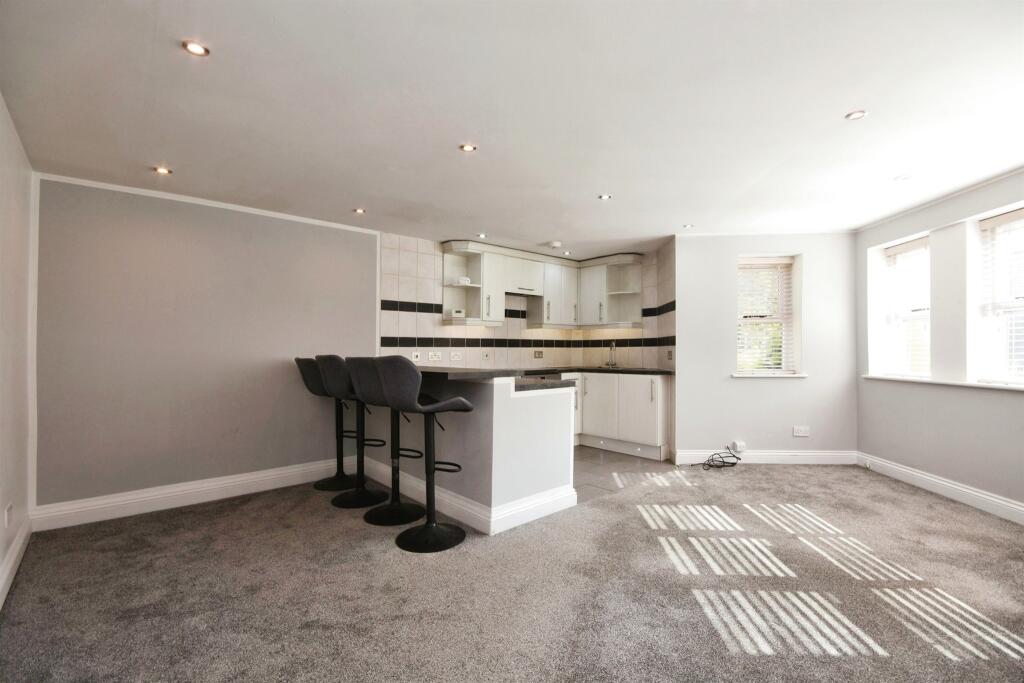 Additional property image - Coxtie Green Road, Pilgrims Hatch, Brentwood