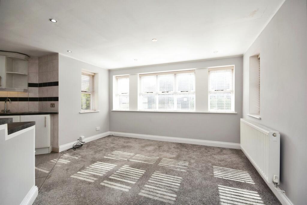 Additional property image - Coxtie Green Road, Pilgrims Hatch, Brentwood