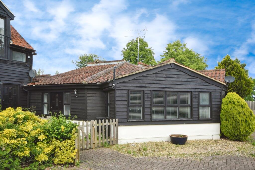 Additional property image - Coxtie Green Road, Pilgrims Hatch, Brentwood