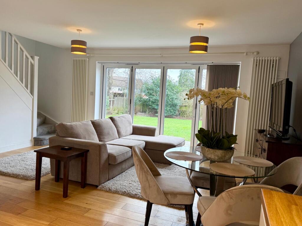 Additional property image - Danes Way, Pilgrims Hatch, Brentwood