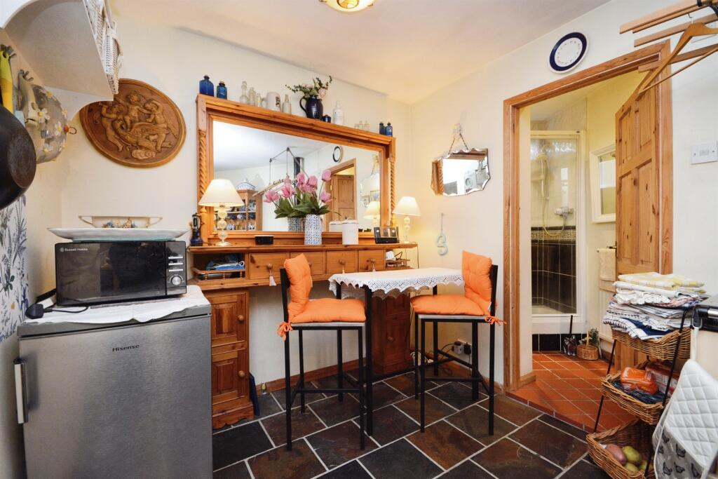 Additional property image - Tower Hill, Brentwood