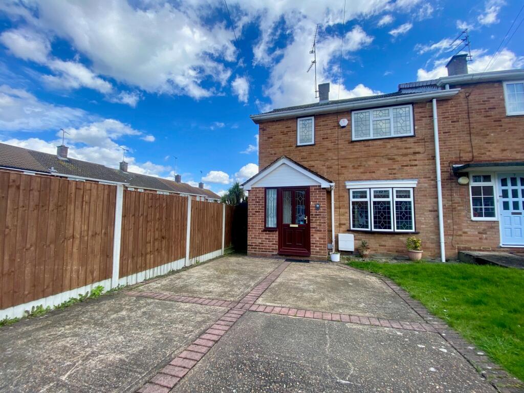 2 bedroom end of terrace house for rent in Fairview Avenue, Hutton, BRENTWOOD, CM13