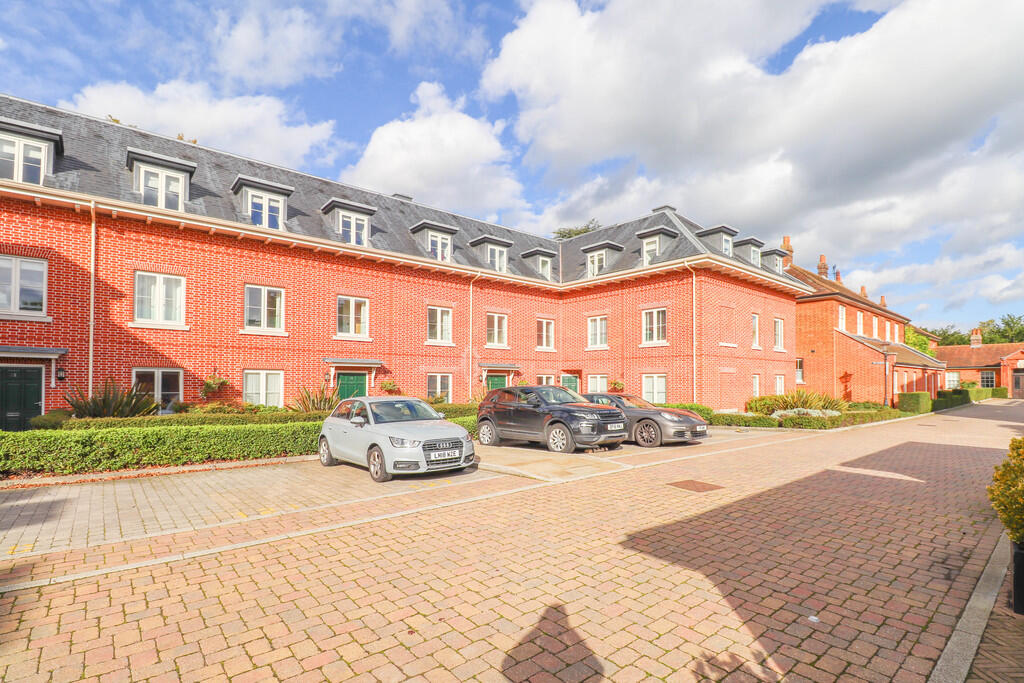 Main image of property: Henmarsh Court, Hertford