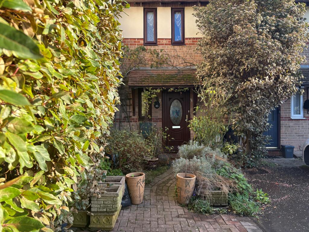 Main image of property: Portsmouth, PO3