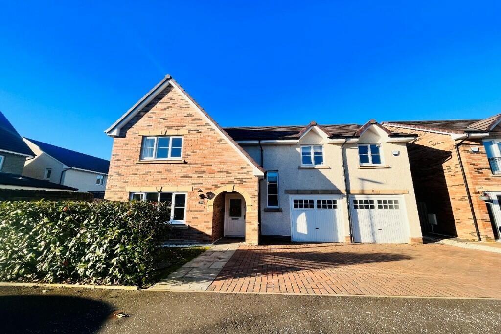 5 bedroom detached house for sale in Birchtree Road,