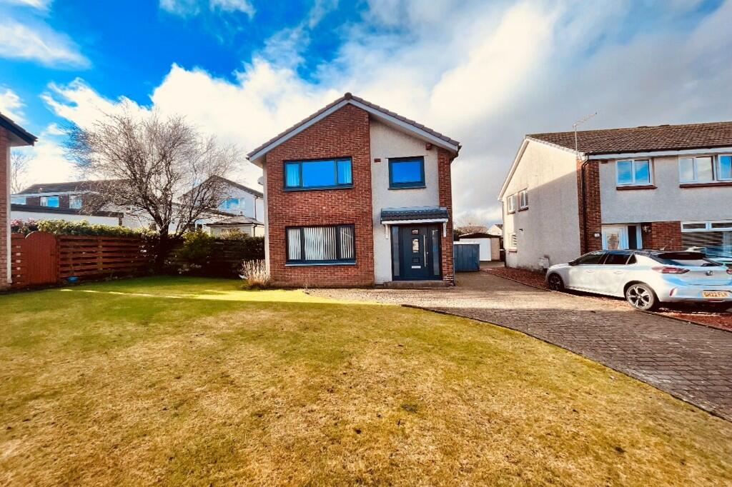 3 bedroom detached house for sale in Chisholm Avenue,