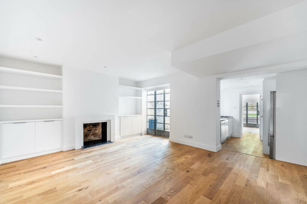 2 bedroom flat for sale in Shirland Road, Maida Vale, London, W9