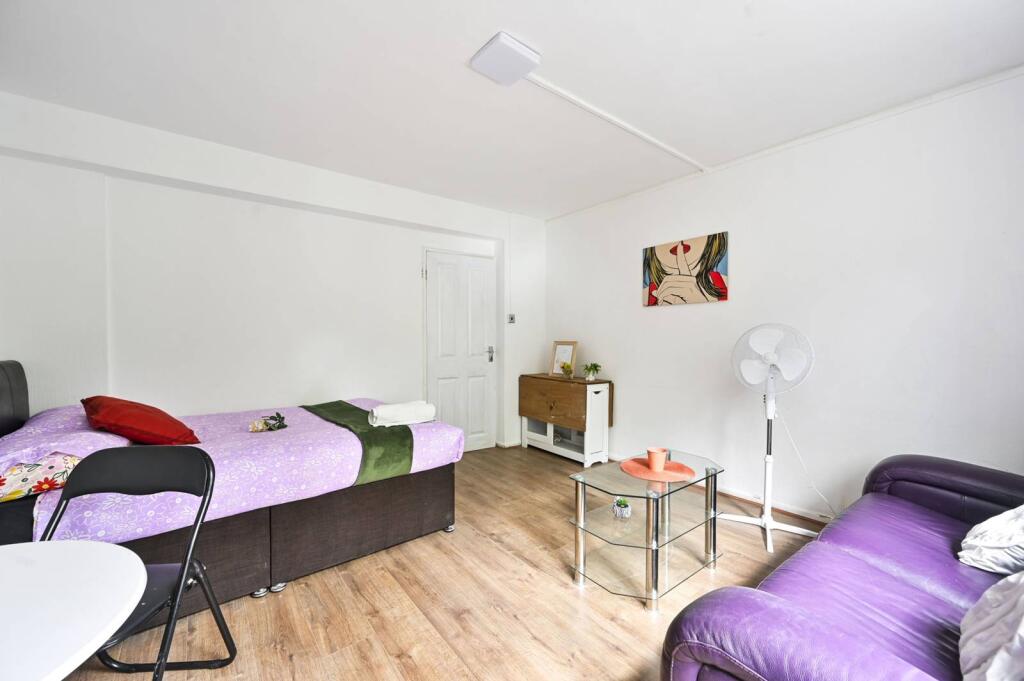 Main image of property: Edgware Road, St John's Wood, London, W2