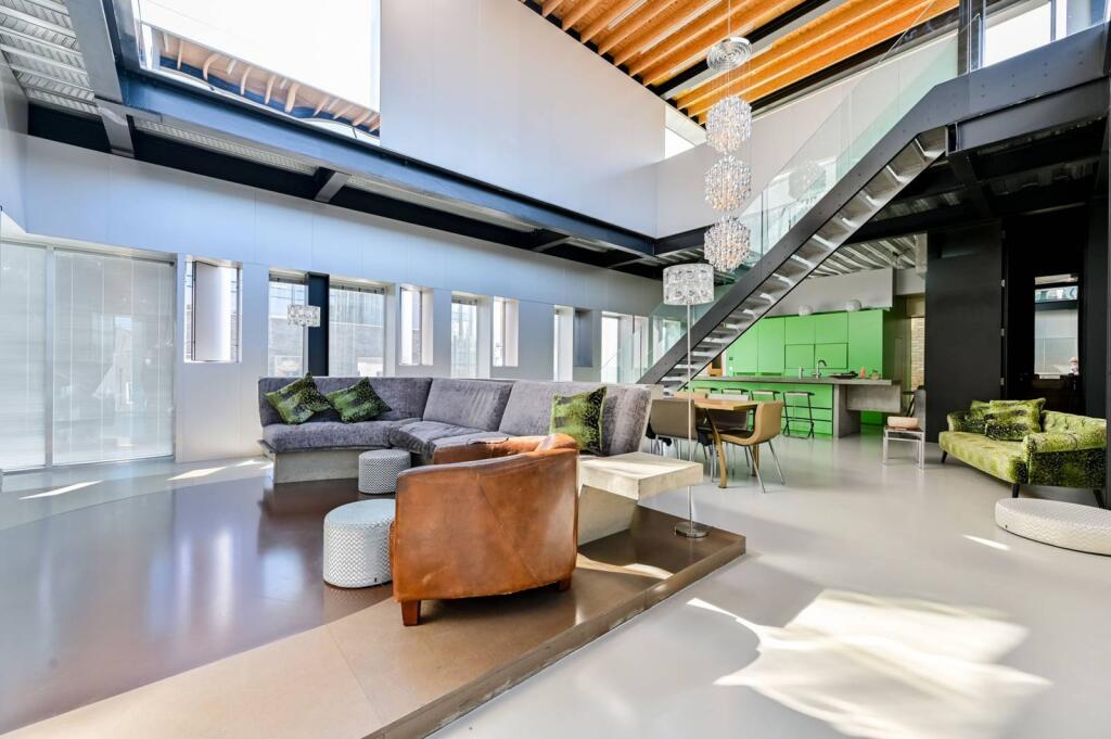 Main image of property: Silverlight, North Kensington, London, W10