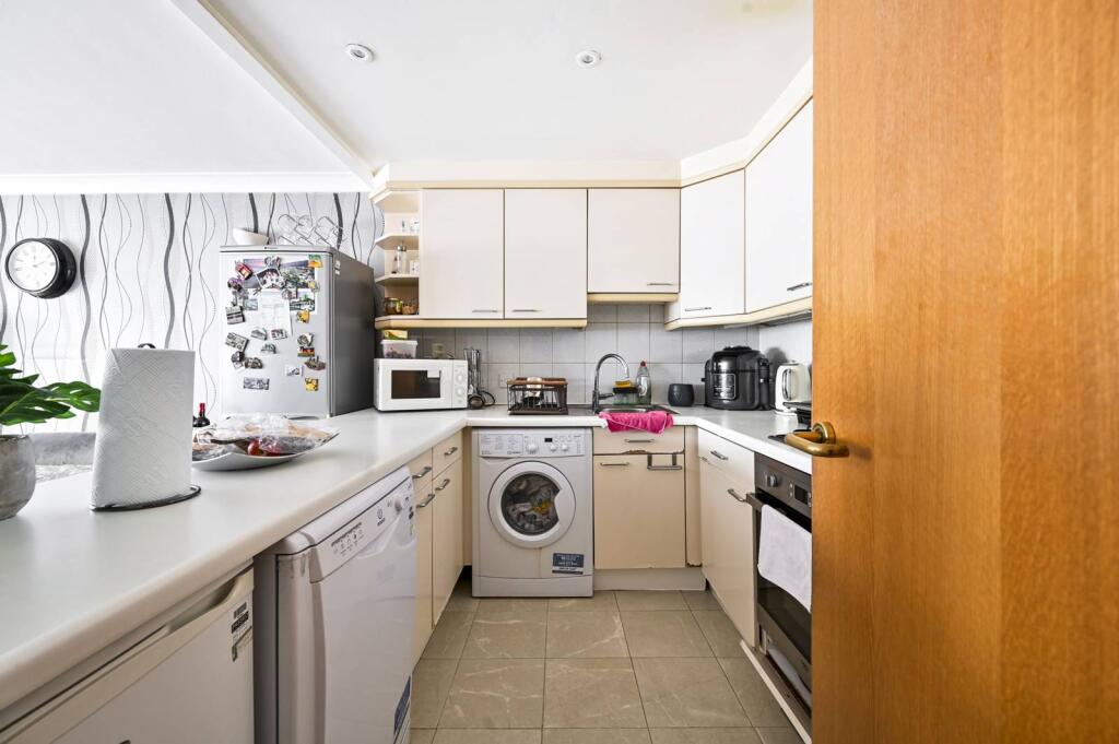 Main image of property: Carlton Gate, Maida Vale, London, W9