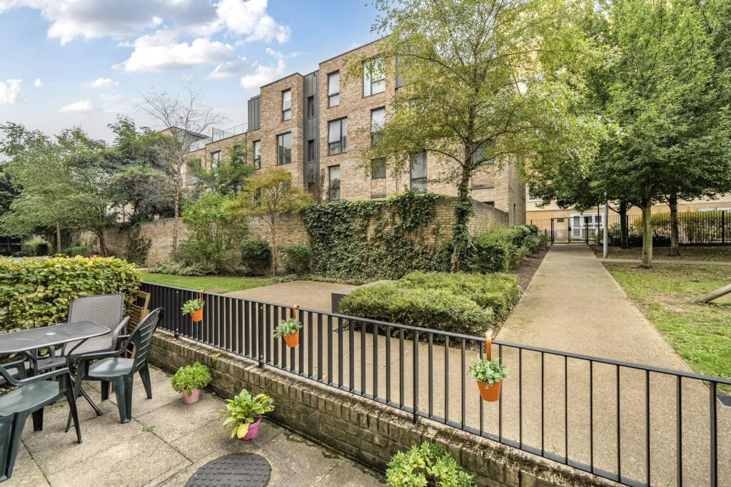 Main image of property: Cambridge Avenue, North Maida Vale, London, NW6