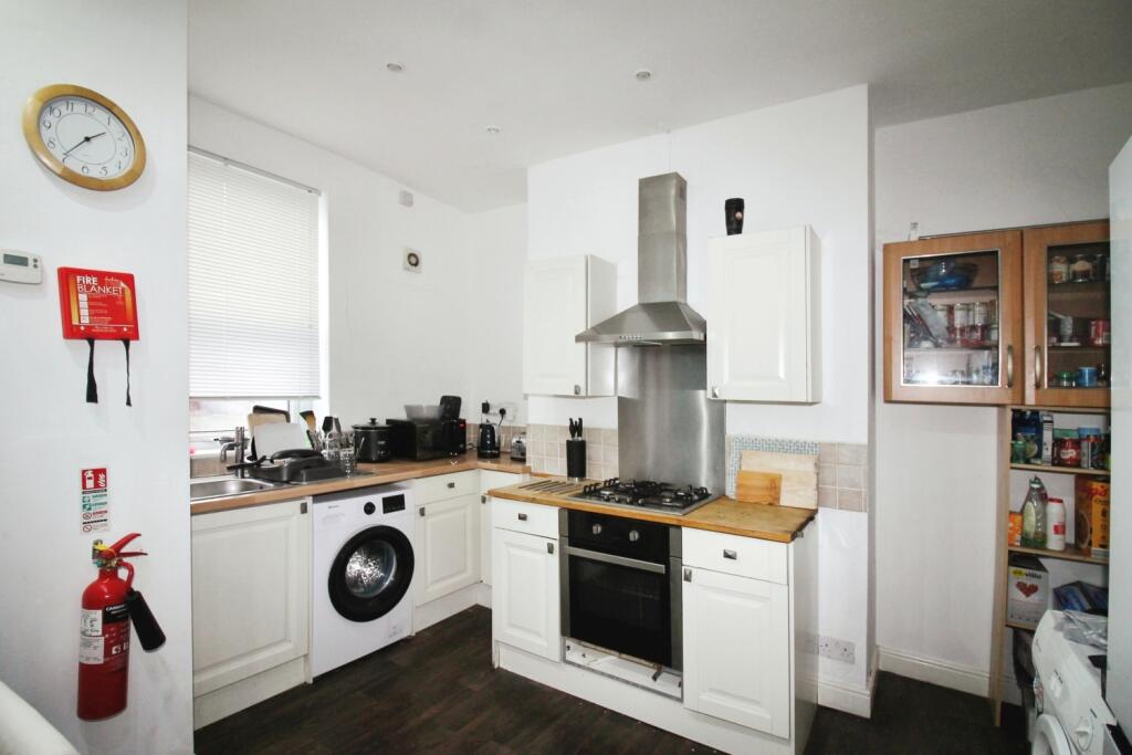Main image of property: BILLS INCLUDED - St. Anns Avenue, Burley, Leeds, LS4