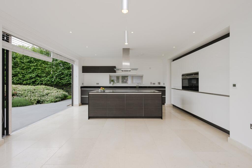 Main image of property: College View, Epsom, KT17