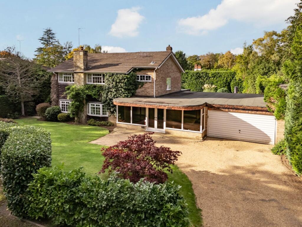 Main image of property: Fairmeads, Cobham, KT11