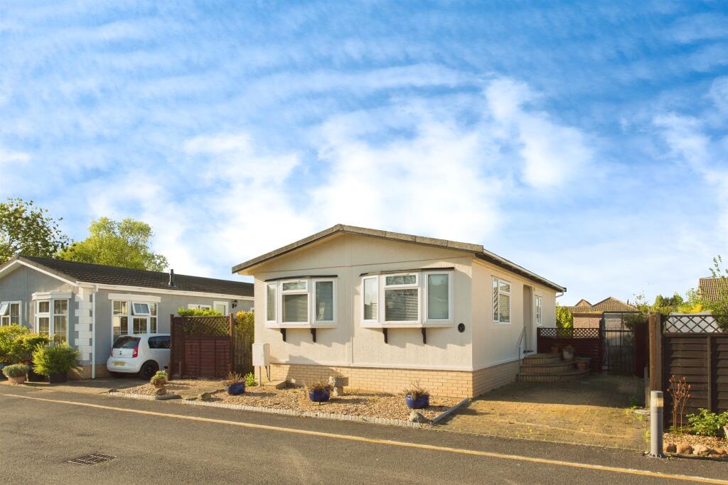 Main image of property: High Street, Waterbeach, Cambridge