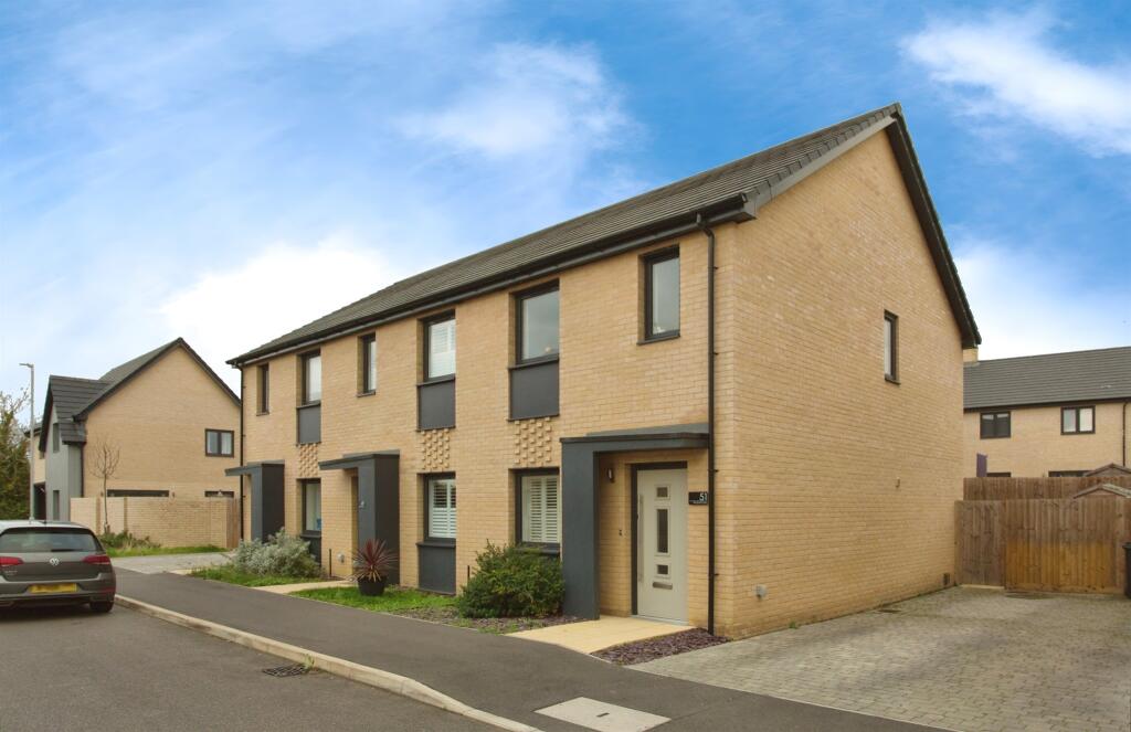 Main image of property: Windmill Close, Over, Cambridge