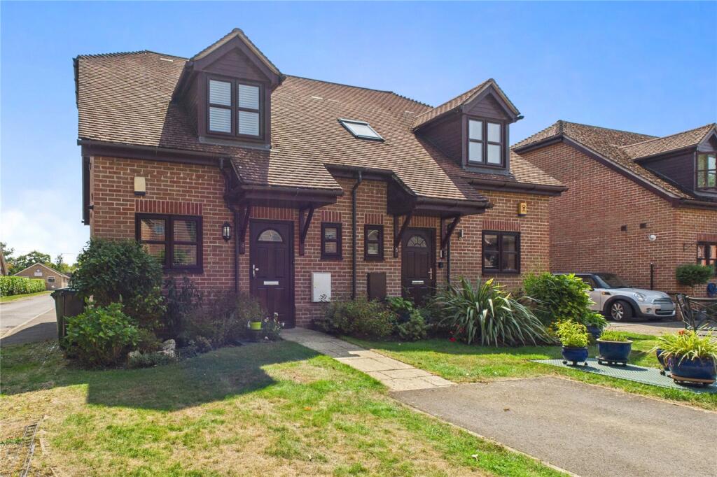 Main image of property: Penbere Close, Pamber Heath, Tadley, Hampshire, RG26