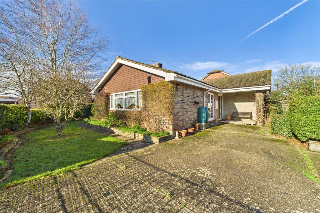 Main image of property: Clappsgate Road, Pamber Heath, Tadley, Hampshire, RG26