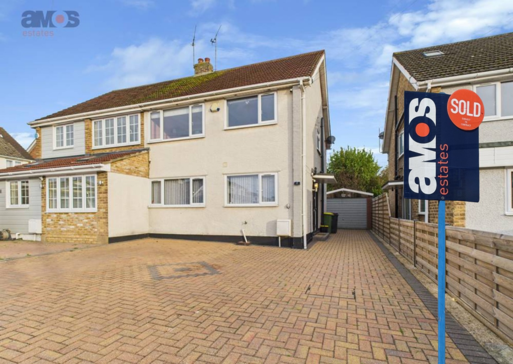 Main image of property: Hawthorn Way, Rayleigh, Essex