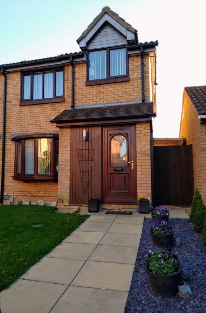 3 bedroom semidetached house for sale in Haddon Close, Grange Park, Swindon, SN5