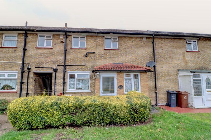 3 bedroom terraced house for sale in Frizlands Lane, Dagenham, RM10