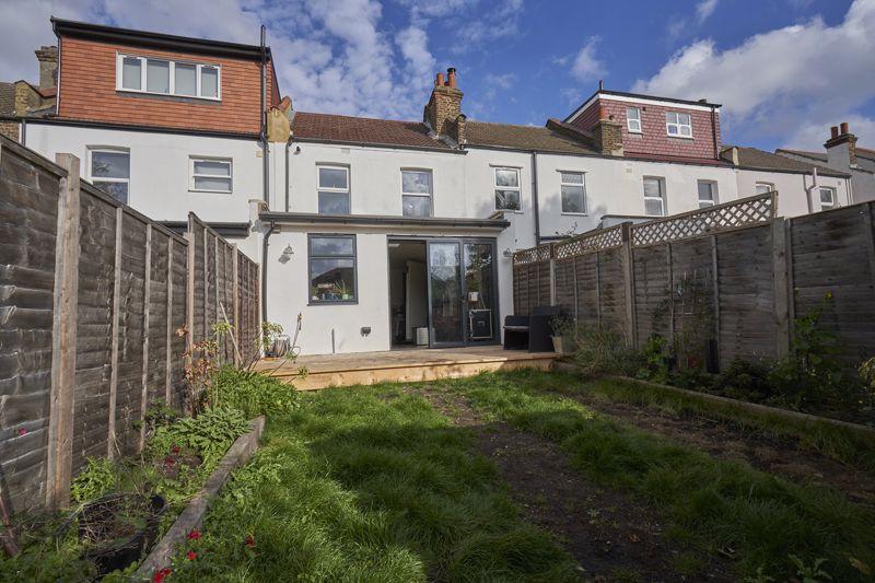 2 bedroom terraced house for sale in Windsor Road, Thornton Heath, CR7