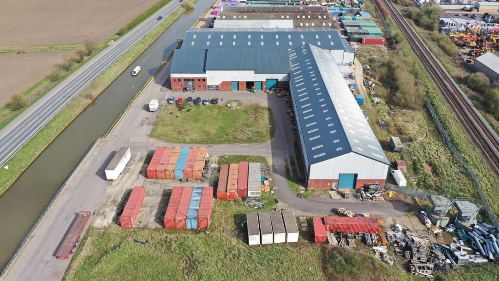 Main image of property: Units 7, 8 & 9, Allens Business Park, Skellingthorpe Road, Saxilby, Lincoln, Lincolnshire, LN1 2GH
