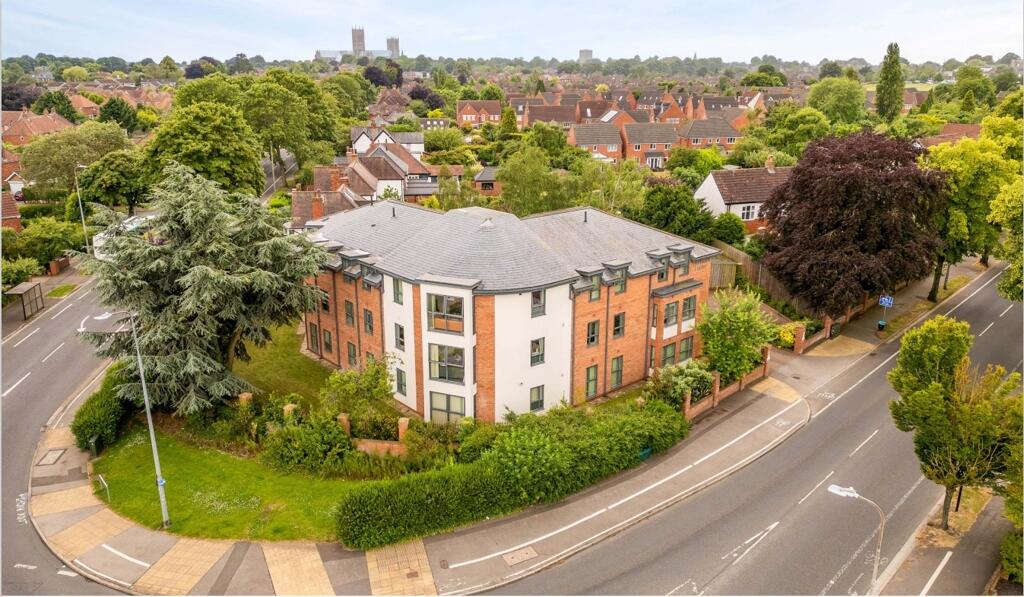 Main image of property: Longdales Lodge, 1 Longdales Road, Lincoln, Lincolnshire, LN2 2EQ