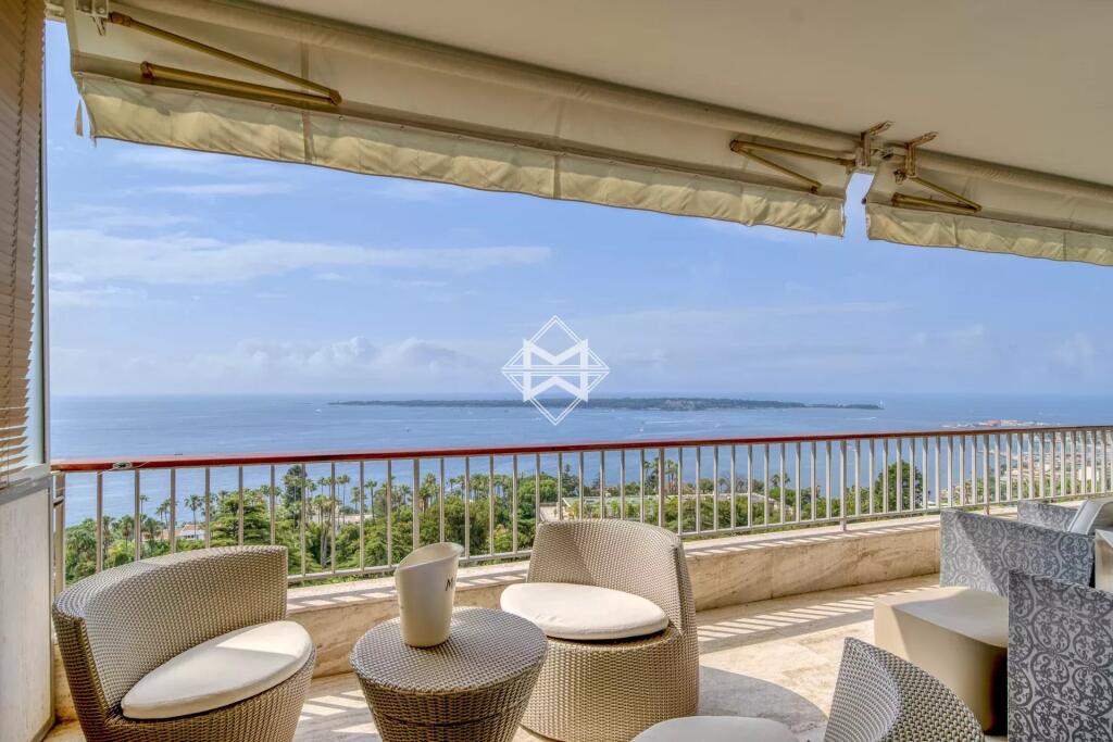 Main image of property: Provence-Alps-Cote d`Azur, Alpes-Maritimes, Cannes