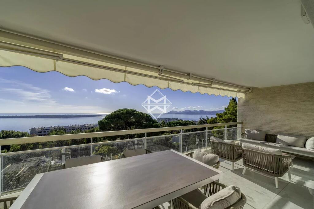 Main image of property: Provence-Alps-Cote d`Azur, Alpes-Maritimes, Cannes