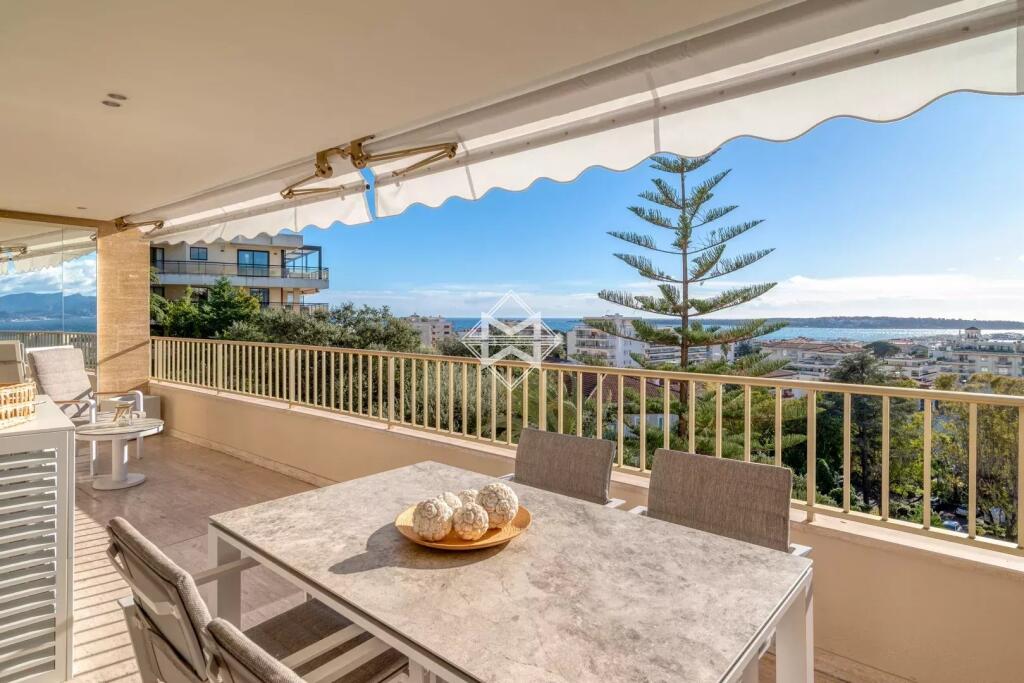 Main image of property: Provence-Alps-Cote d`Azur, Alpes-Maritimes, Cannes