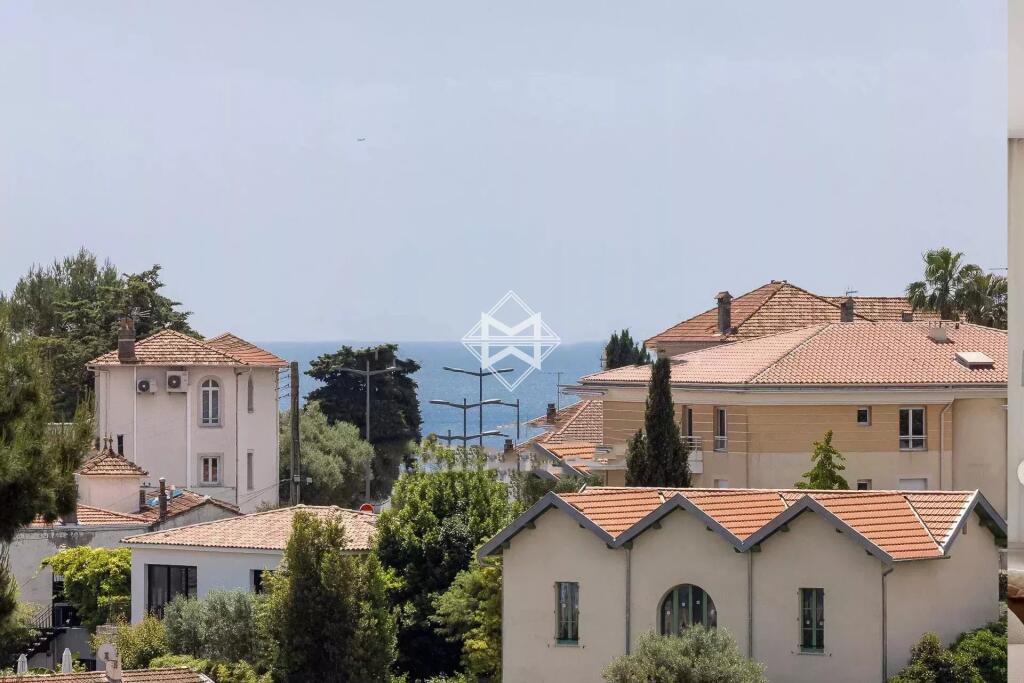 Main image of property: Provence-Alps-Cote d`Azur, Alpes-Maritimes, Cannes