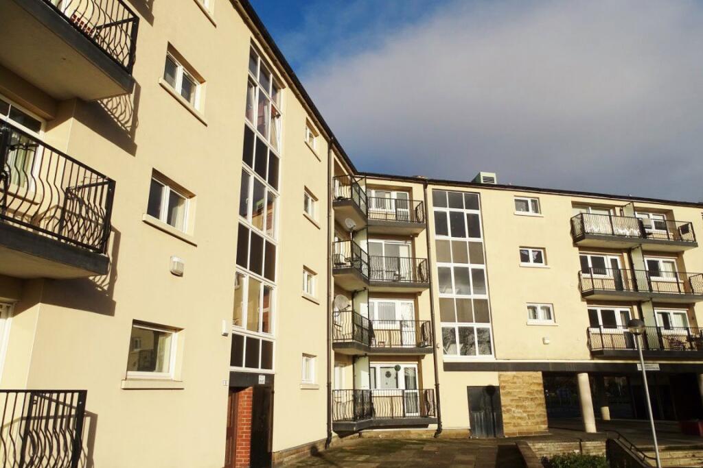 Main image of property: 2 Bed unfurnished @ Drygate, G4