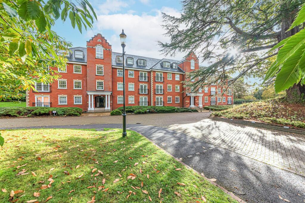 Main image of property: Keephatch House, Montague Close, Keephatch Park, Wokingham, RG40