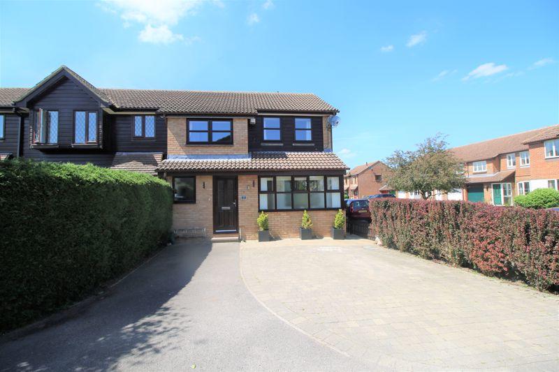 3 bedroom semidetached house for rent in Thame, OX9