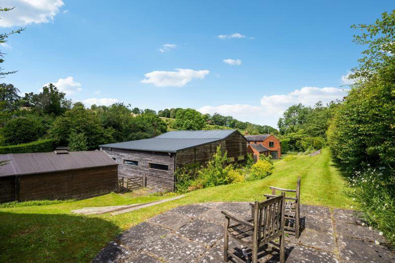 3 bedroom detached house for sale in Speen, HP27