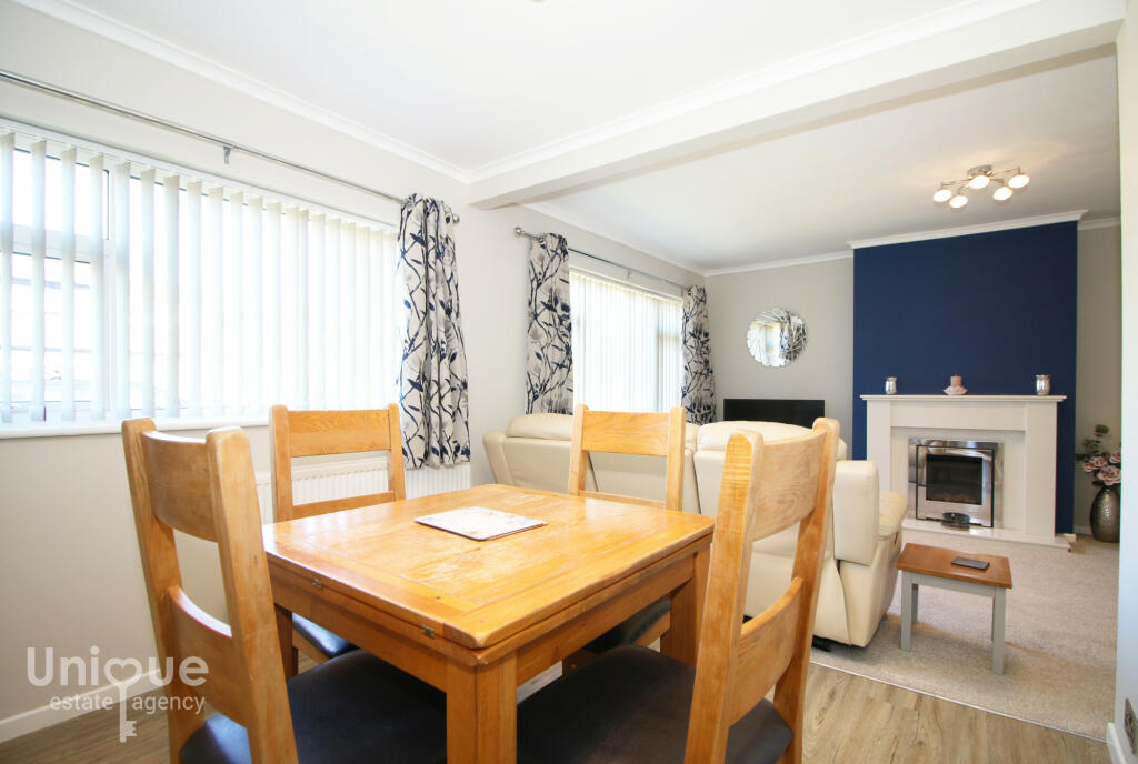 4 bedroom bungalow for sale in Dover Gardens, Carleton, Poultonle