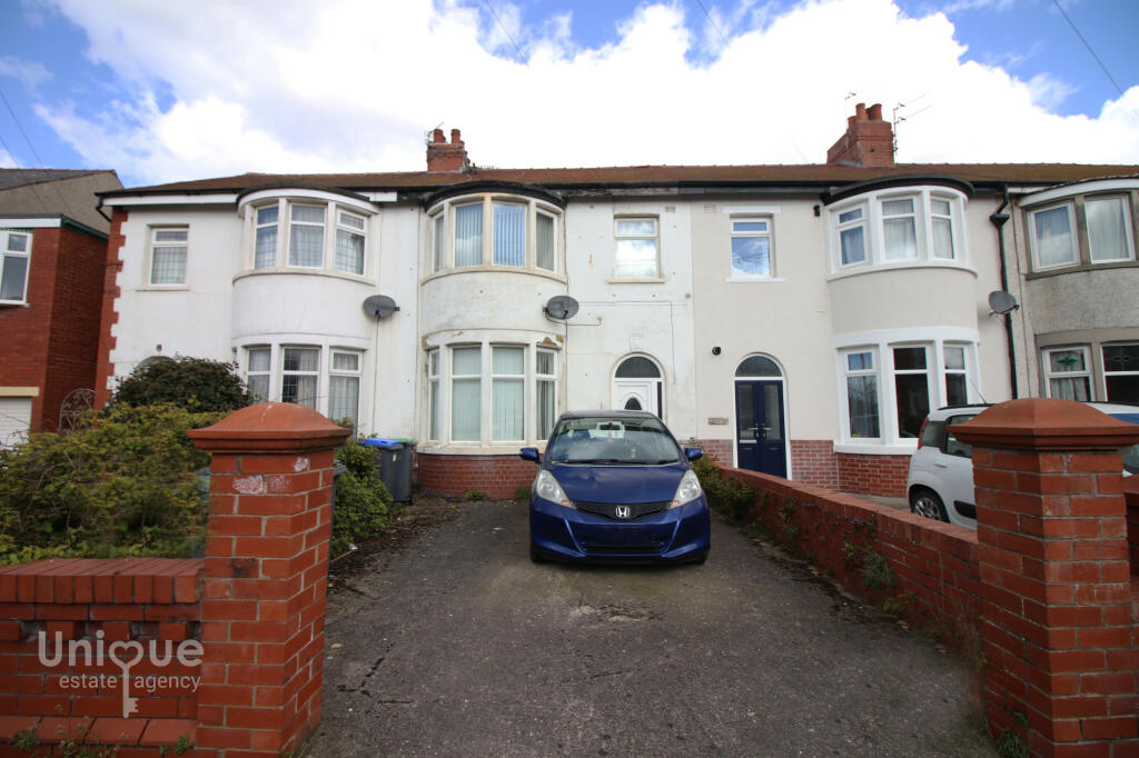 3 bedroom terraced house for sale in Cavendish Road, Blackpool, FY2