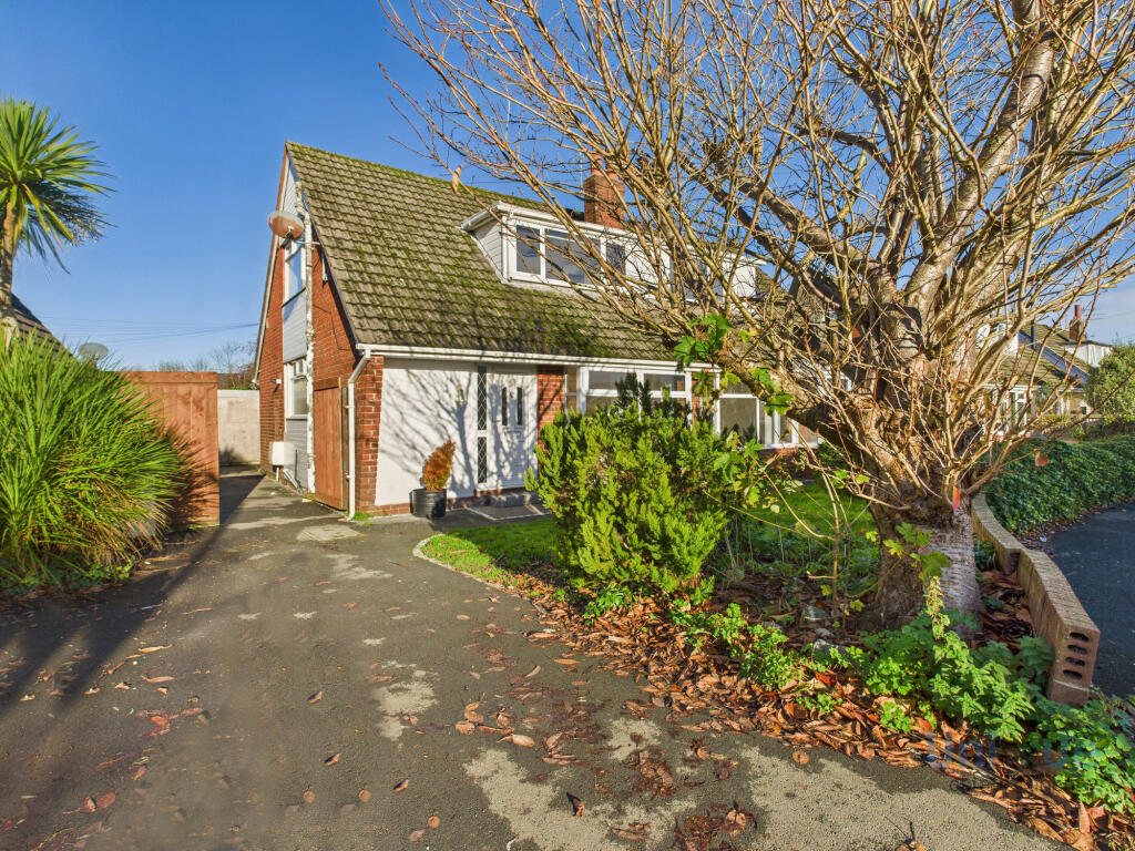Main image of property: Fordstone Avenue,  Poulton-le-Fylde, FY6