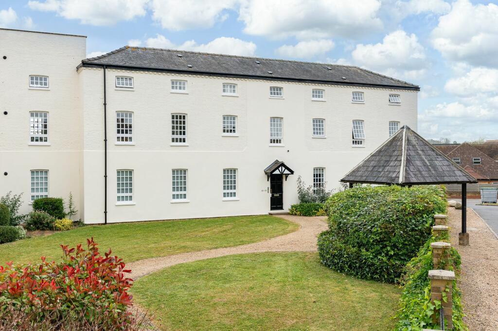 2 bedroom apartment for sale in Collett Road, The Octagon Collett Road