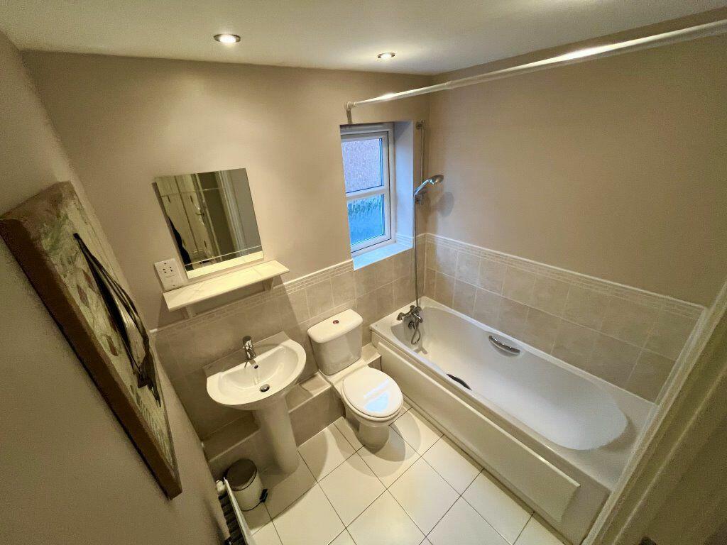 Flat to rent on Mill View, Anstey