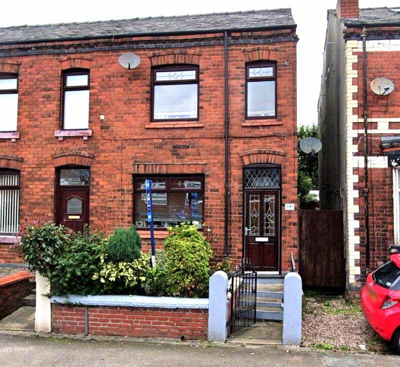 2 bedroom end of terrace house for sale in Wigan Lower Road, Standish