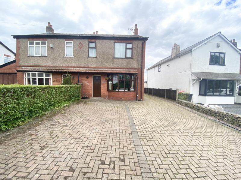 3 bedroom semidetached house for sale in Cumeragh Lane, Whittingham, PR3
