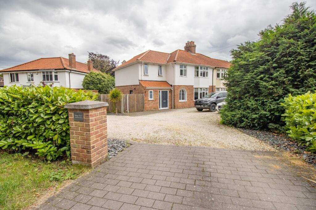 Main image of property: Taverham Road, Taverham, Norwich, Norfolk, NR8
