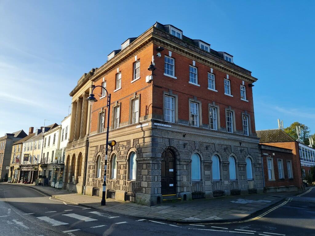 High street retail property to lease in Market Place, Devizes