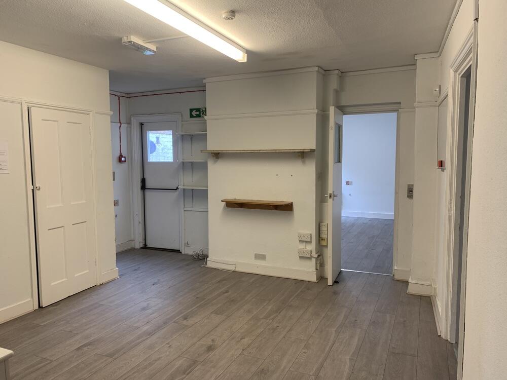 Additional property image - 5A The Dells, South Street, Bishop's Stortford, Hertfordshire