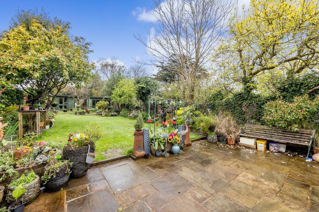 4 bedroom semidetached house for sale in Upper Shoreham Road, Shoreham